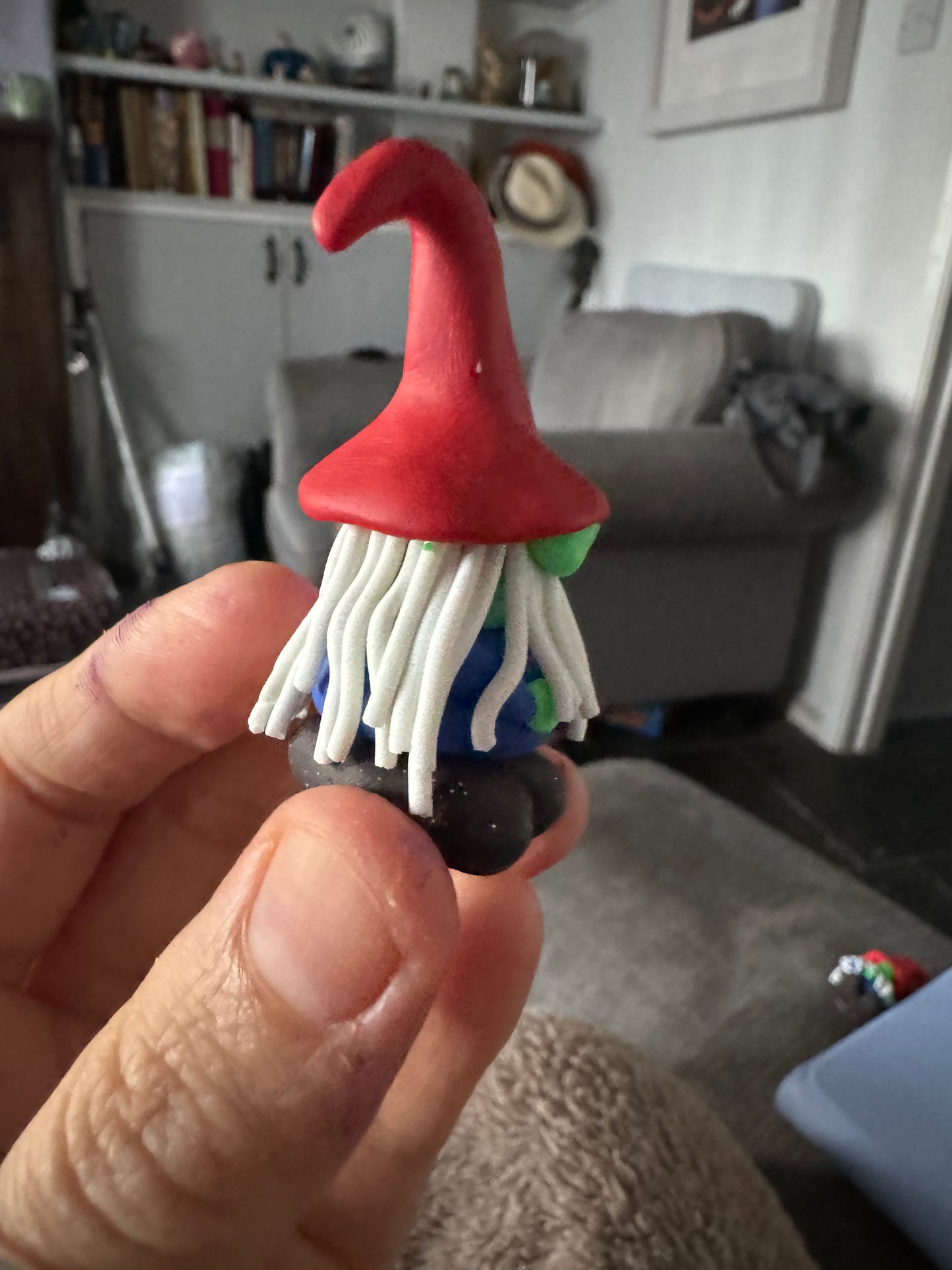 Red Hat Traditional Gnome Buddy